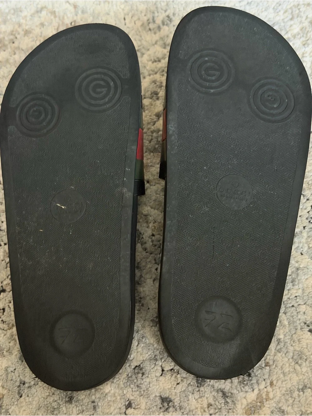 💯 Authentic Gucci Slide Sandals with Green and Red Stripes
